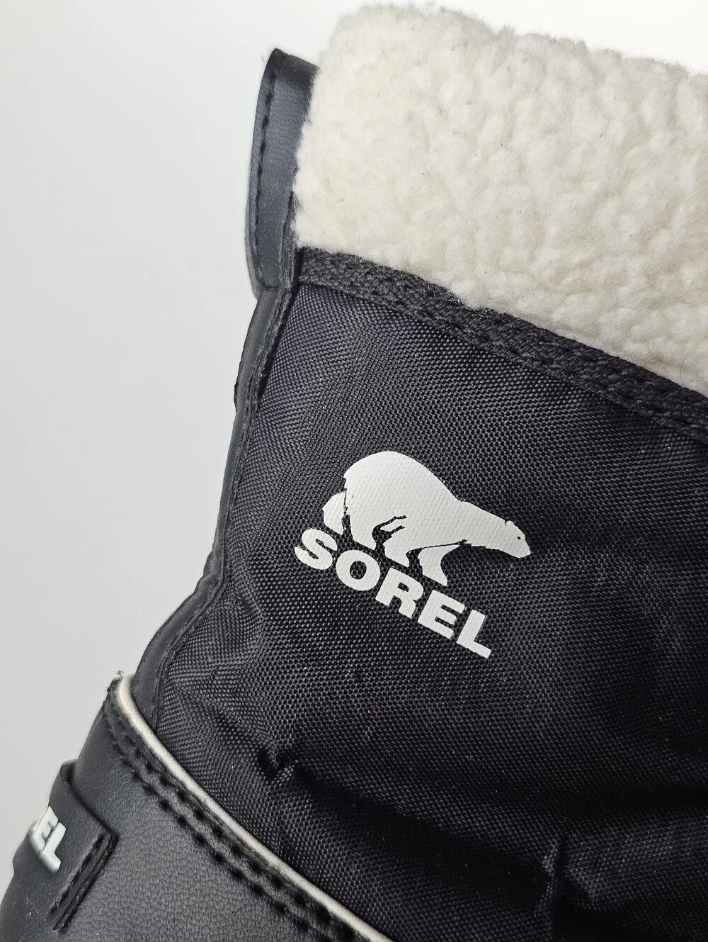 Sorel Whitney Carnival Waterproof Snow Boots Faux Fur Lined Black Girls Size 4